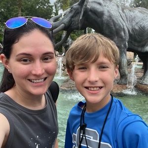 Meet your Posher, Cindel